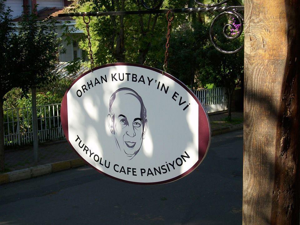 Orhan Kutbayin Evi Prinseneilanden Buitenkant foto